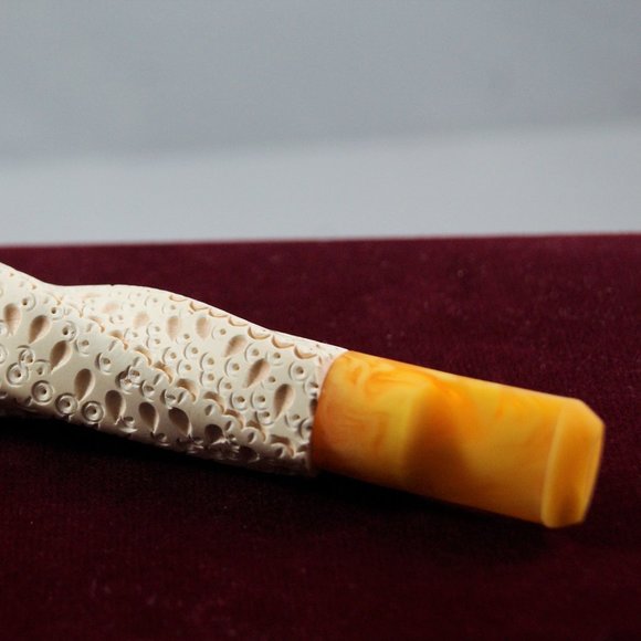 Meerschaum Cigarette Holder | White - Handmade - Picture 4 of 4